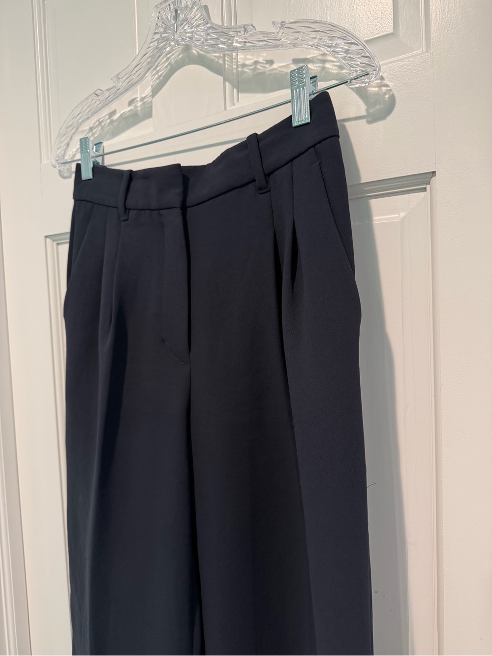 Aritzia The Effortless Pant Crepette Navy Blue Size 4 High Waisted Wide Leg - Picture 3 of 7